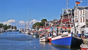 Fischkutter am Alten Strom Warnemünde Alter Strom Warnemünde